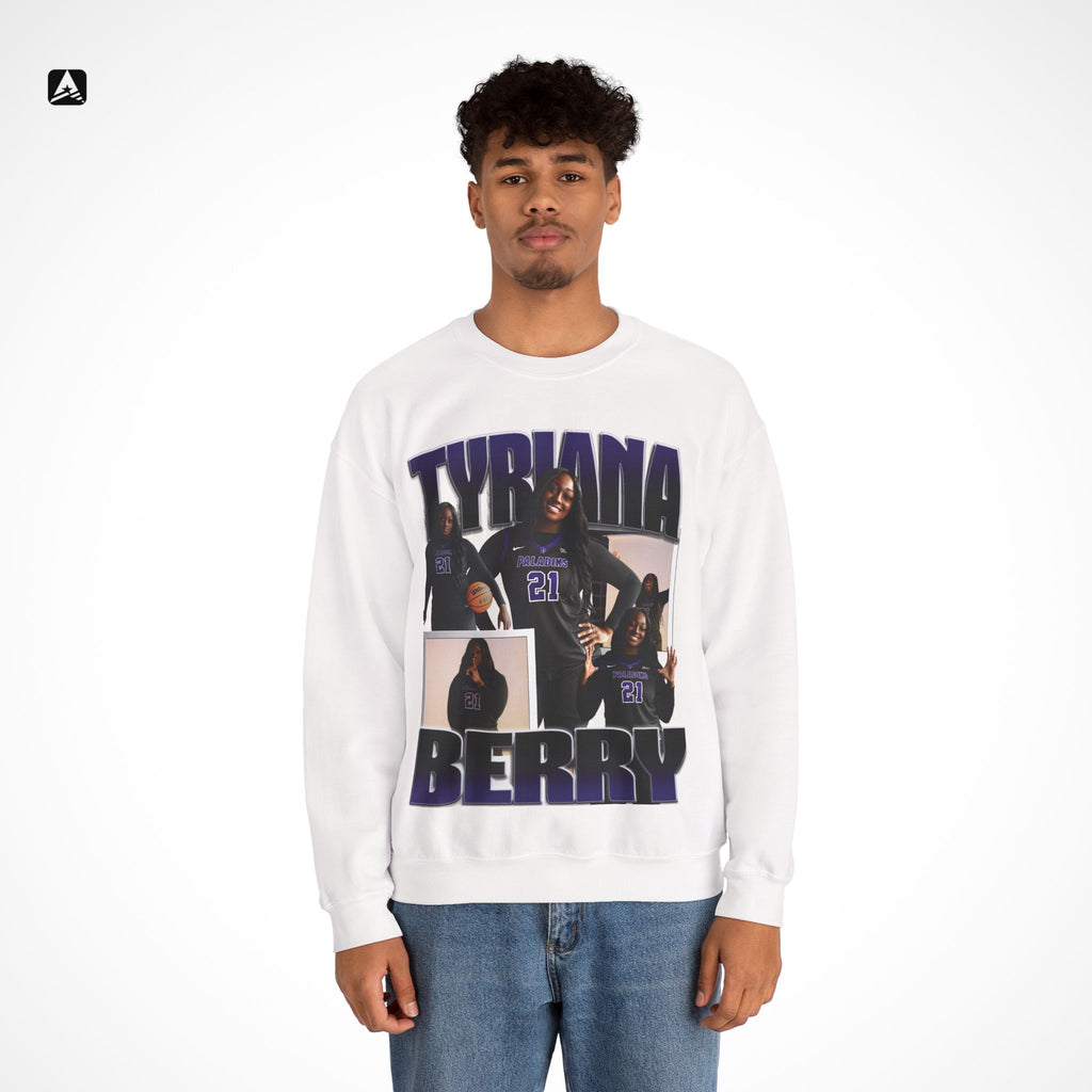 Tyriana Berry Graphic Crewneck