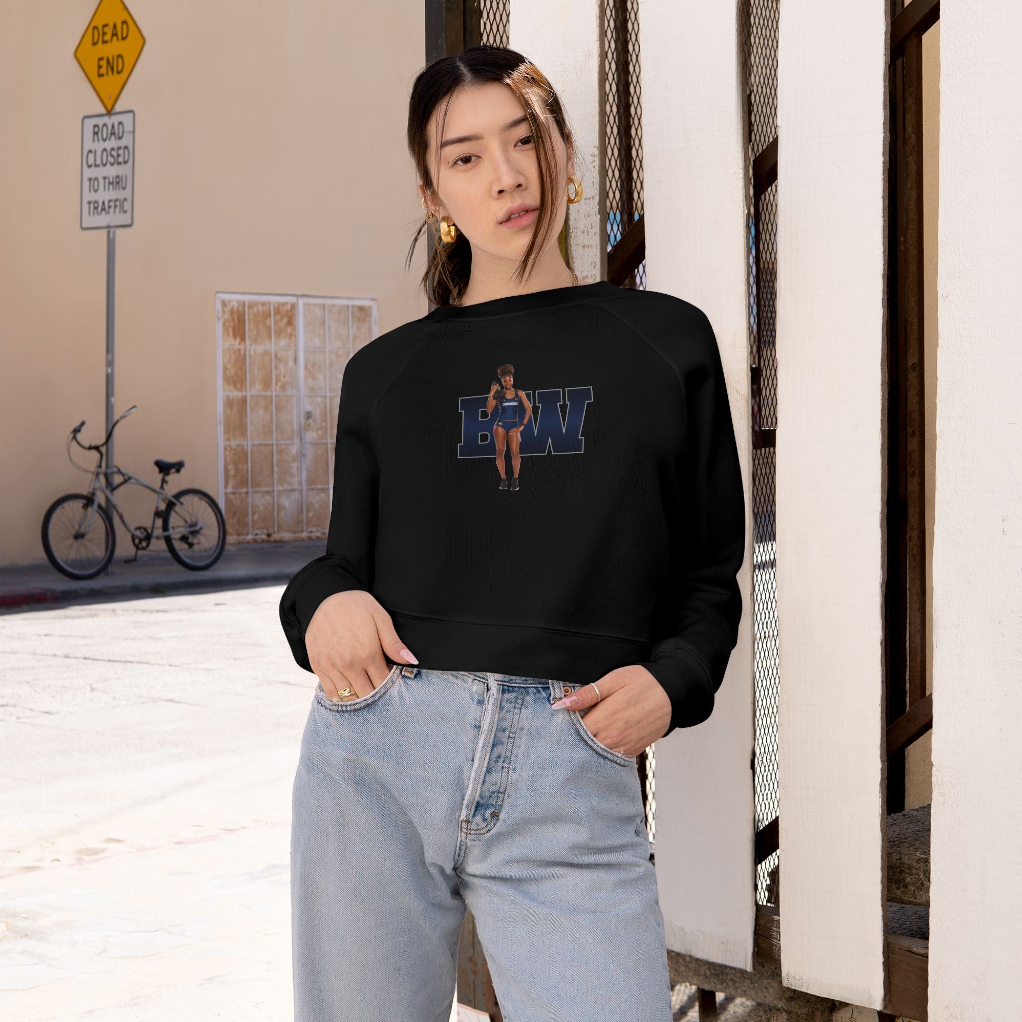 Brooke Webb Women's Cropped Pullover