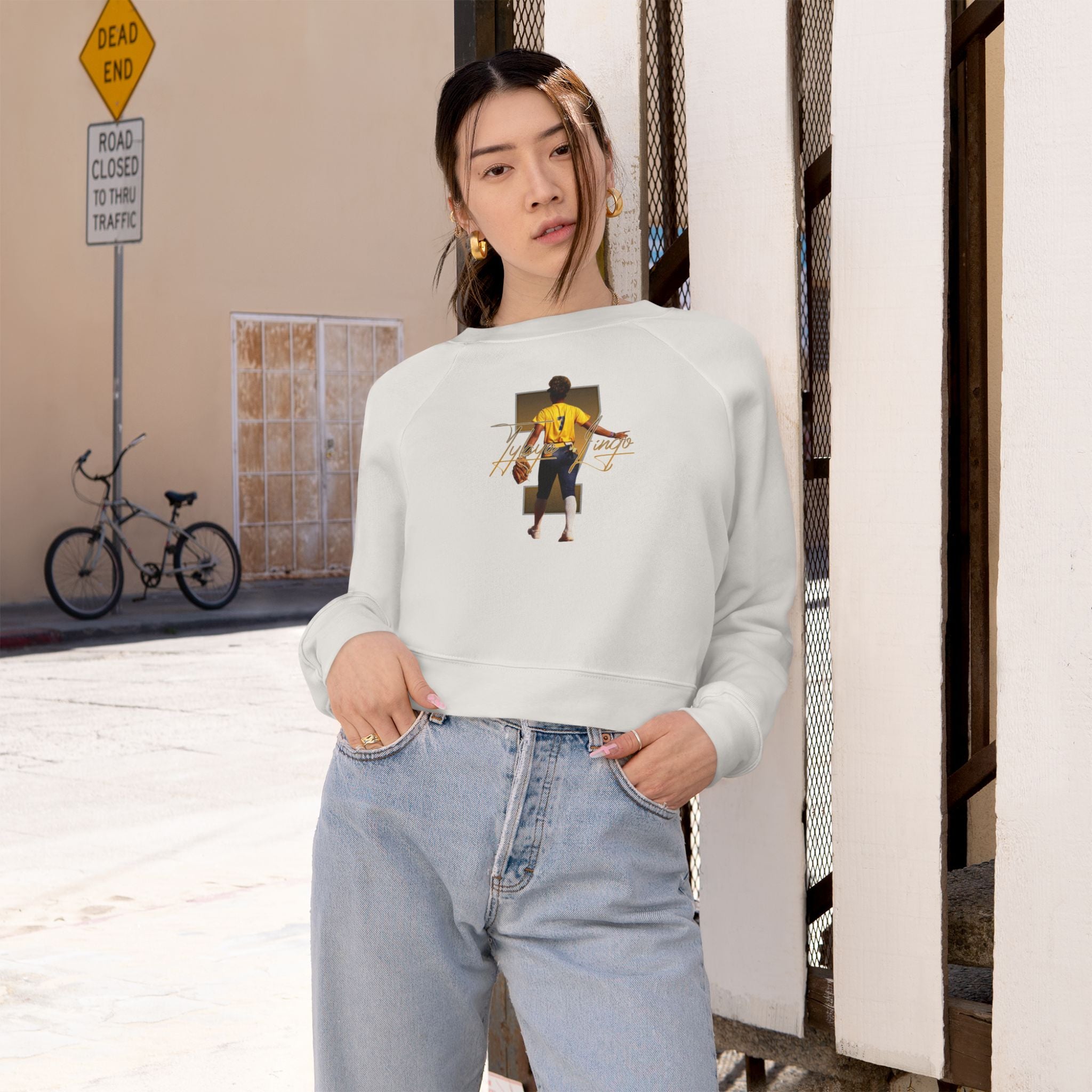 Tylaya Lingo Women's Cropped Pullover