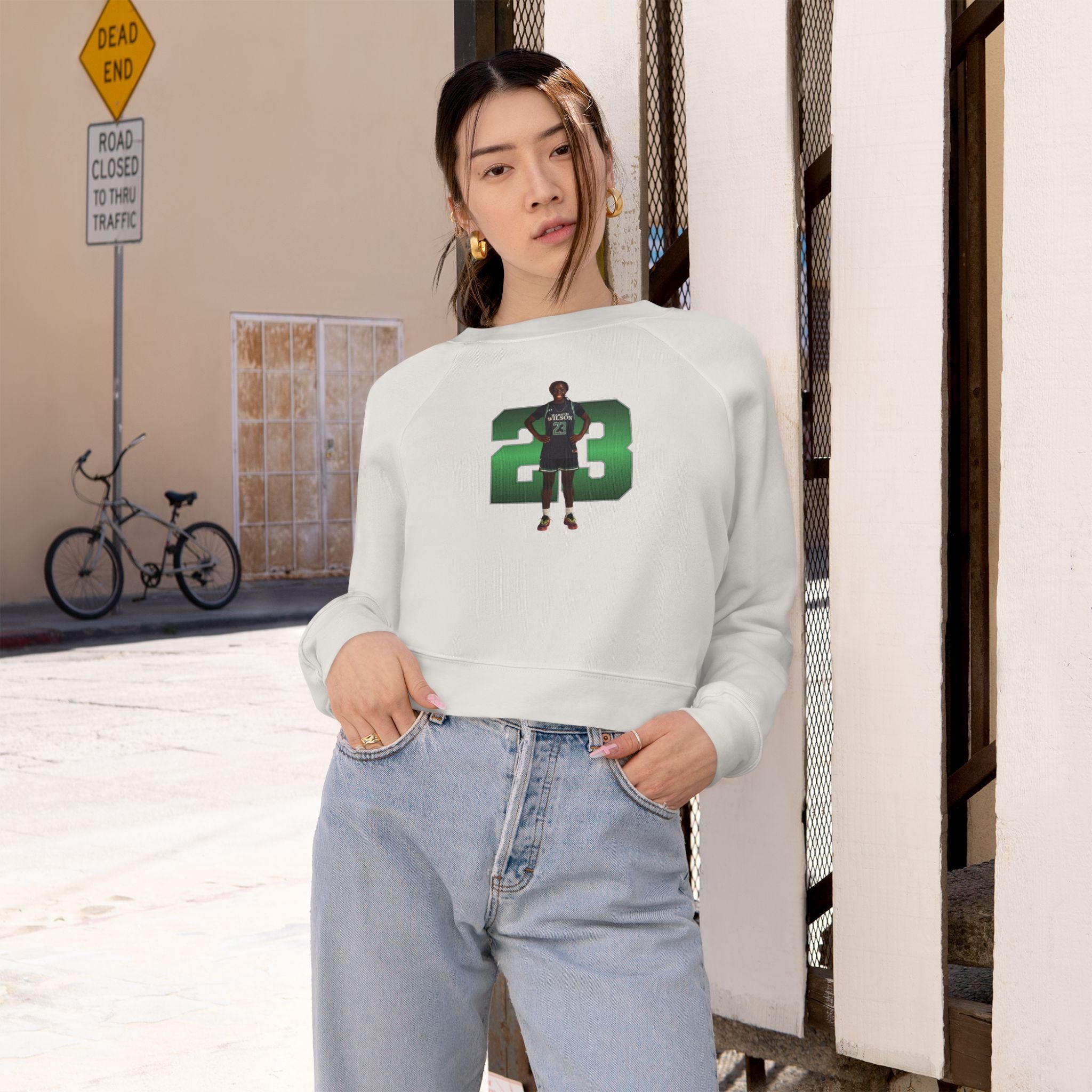 Oriyanna Galloway Women's Cropped Pullover